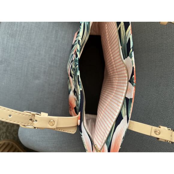 Hawaiian Floral Canvas Tote Bag Zipper Closure Hibiscus Flowers 💐 - Picture 4 of 11